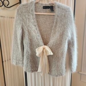 Adorable dana buchanan sweater